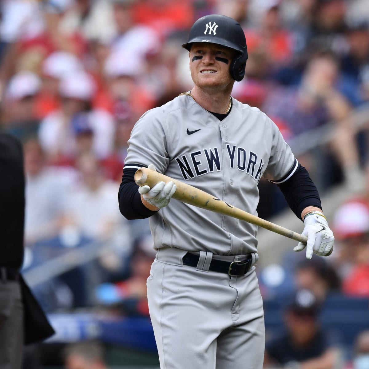 Yankees' Clint Frazier now dealing with neck issue in addition to season- long slump 