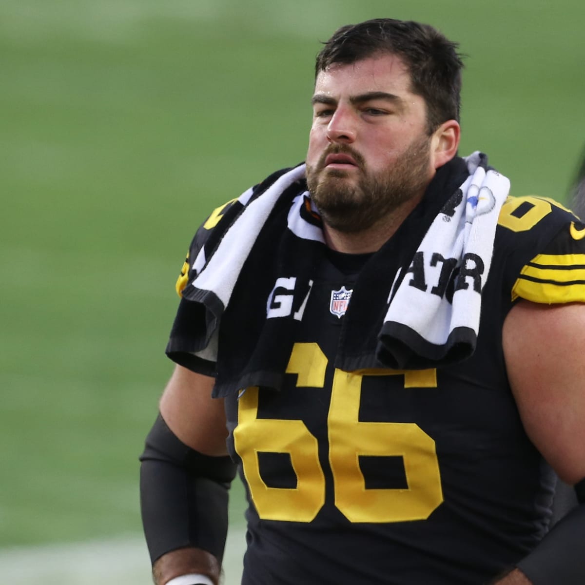 Steelers get right guard David DeCastro back at practice