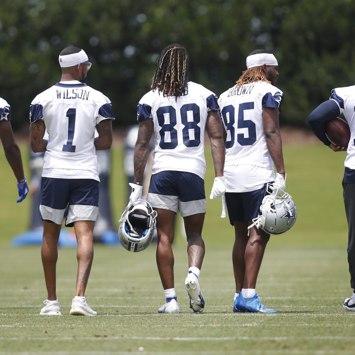 CeeDee Lamb Makes Insane Catch at Cowboys OTAs [WATCH]