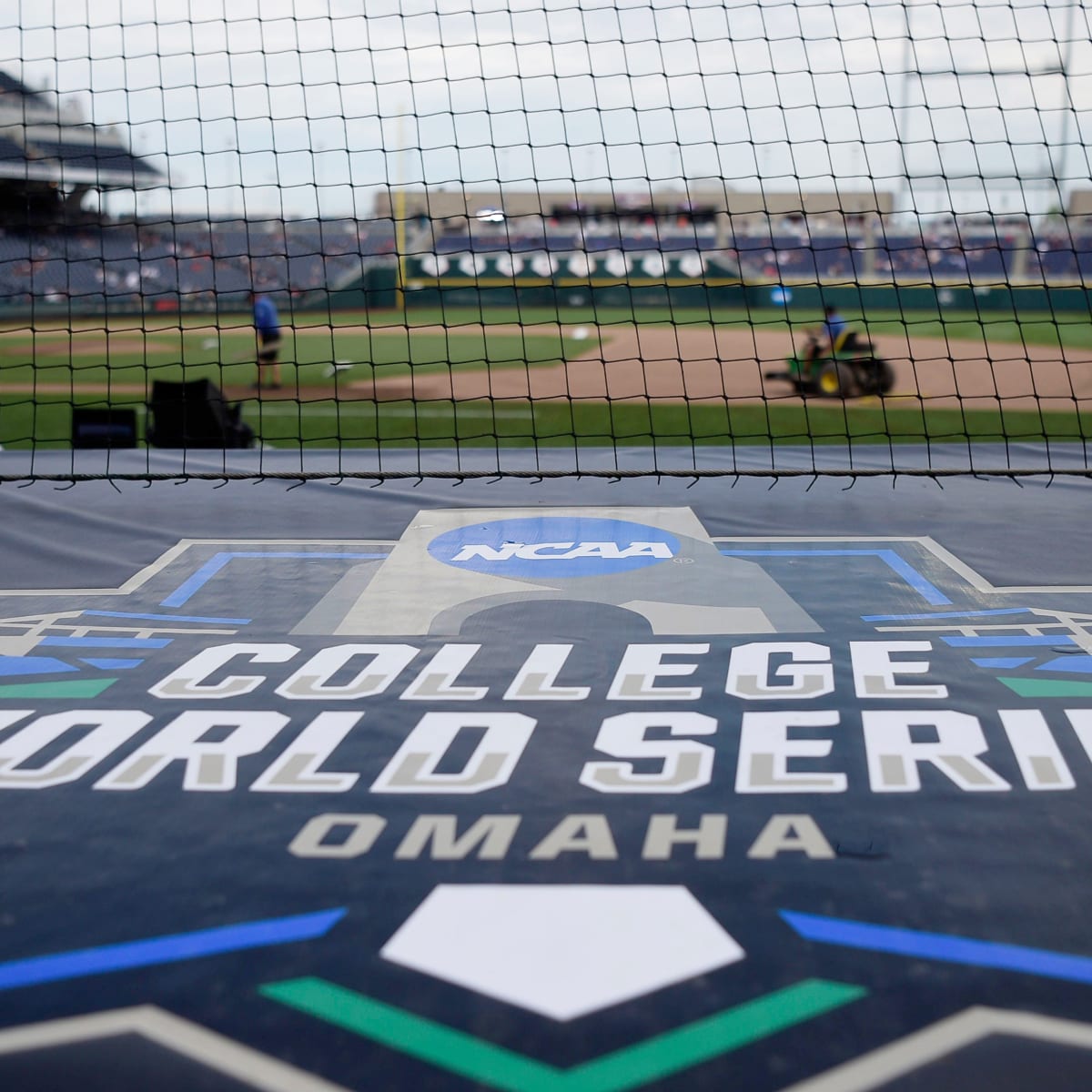 Men's College World Series 2023: Which baseball teams have advanced to  Omaha, Super Regional winners - DraftKings Network