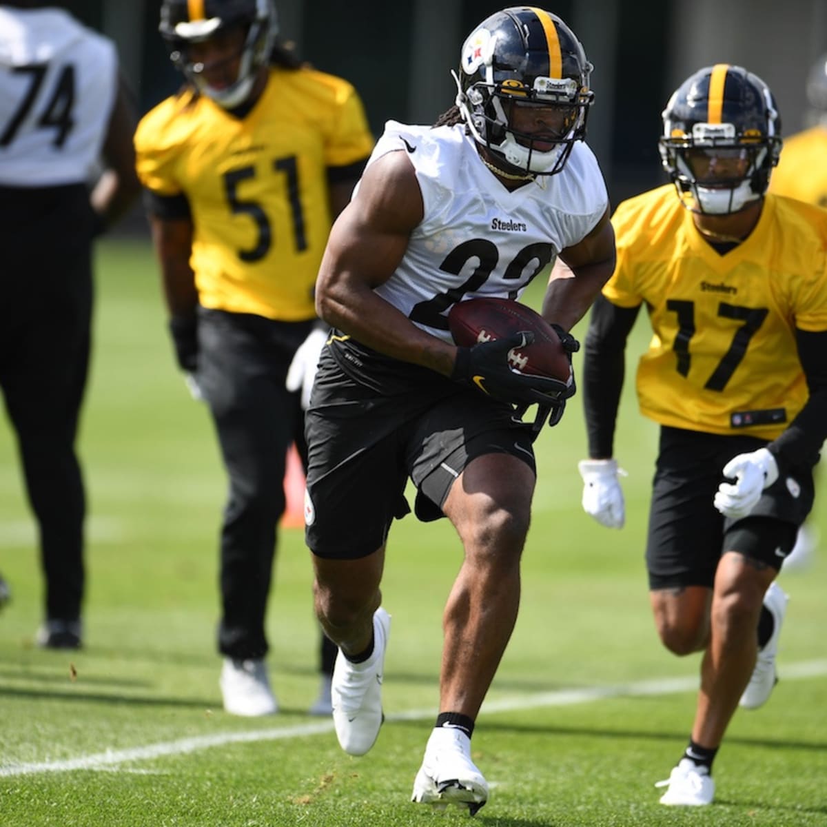 How worrisome is Pittsburgh Steelers running back Najee Harris