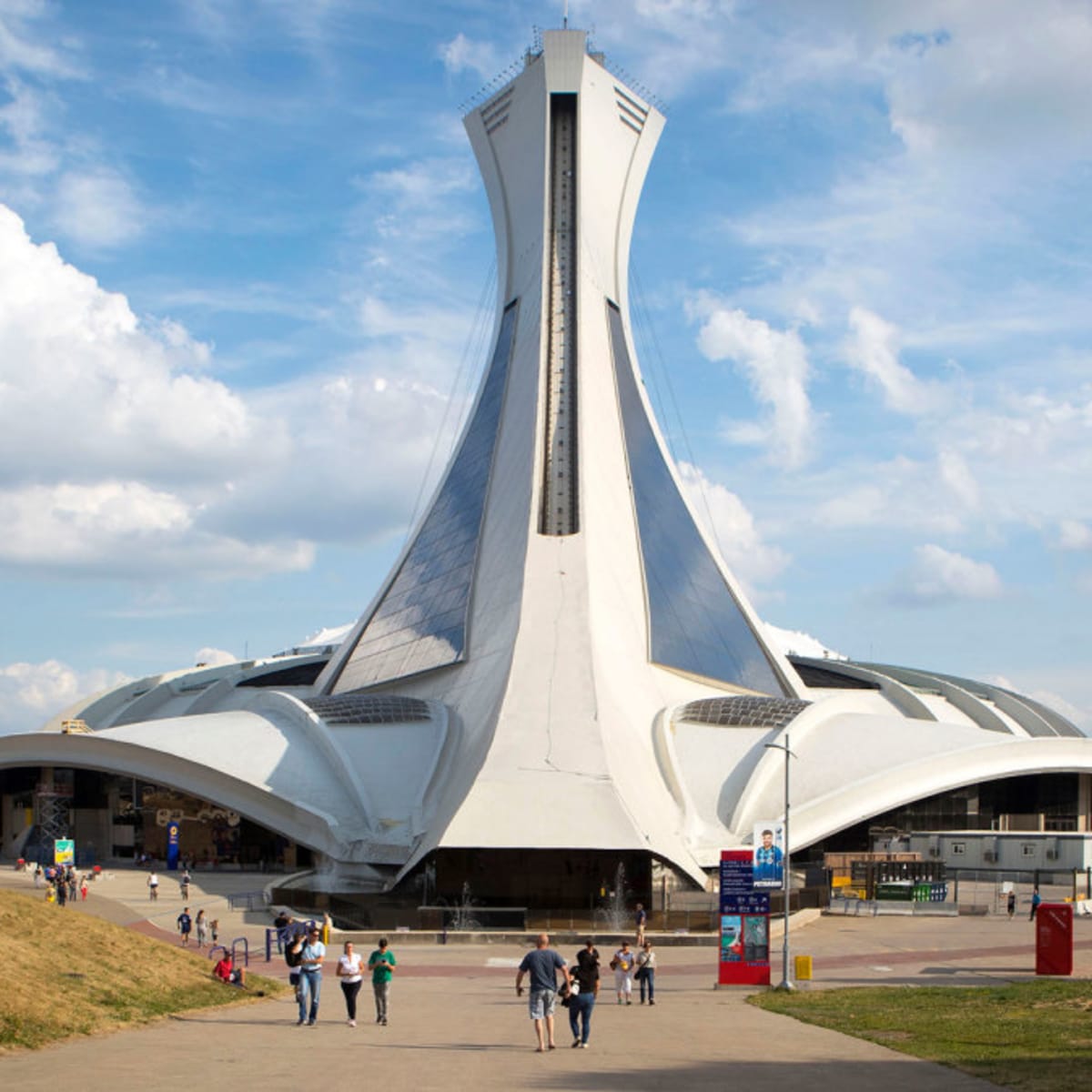 Montreal Withdraws as 2026 World Cup Site; FIFA to Pick Venues in