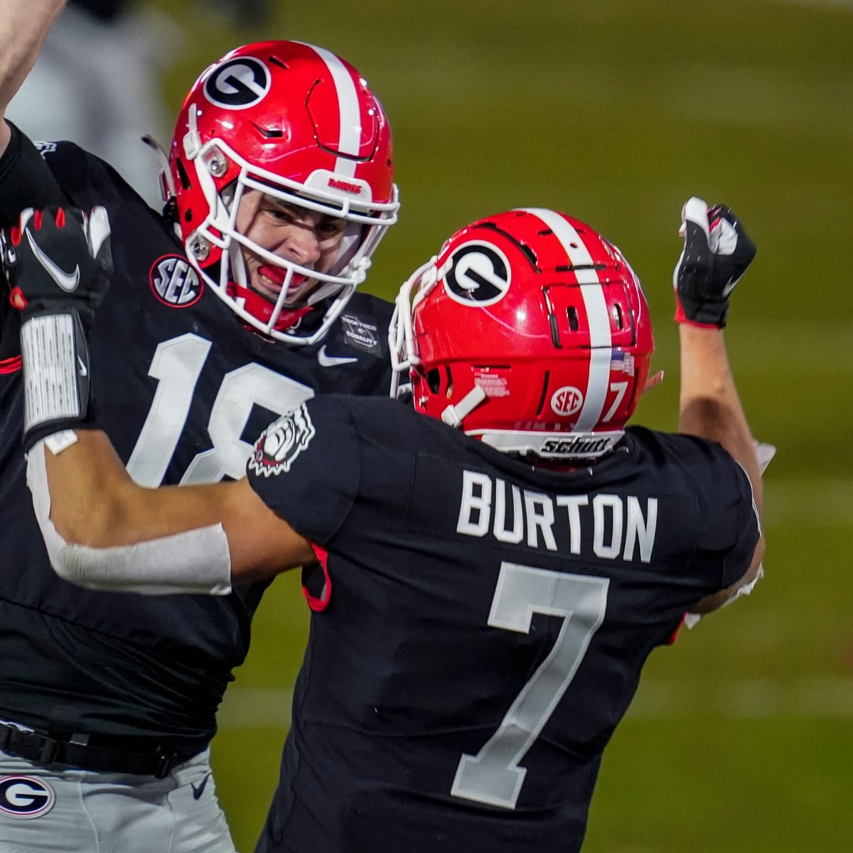 Hot Georgia Bulldogs and Atlanta Braves JT Daniels and Freeman