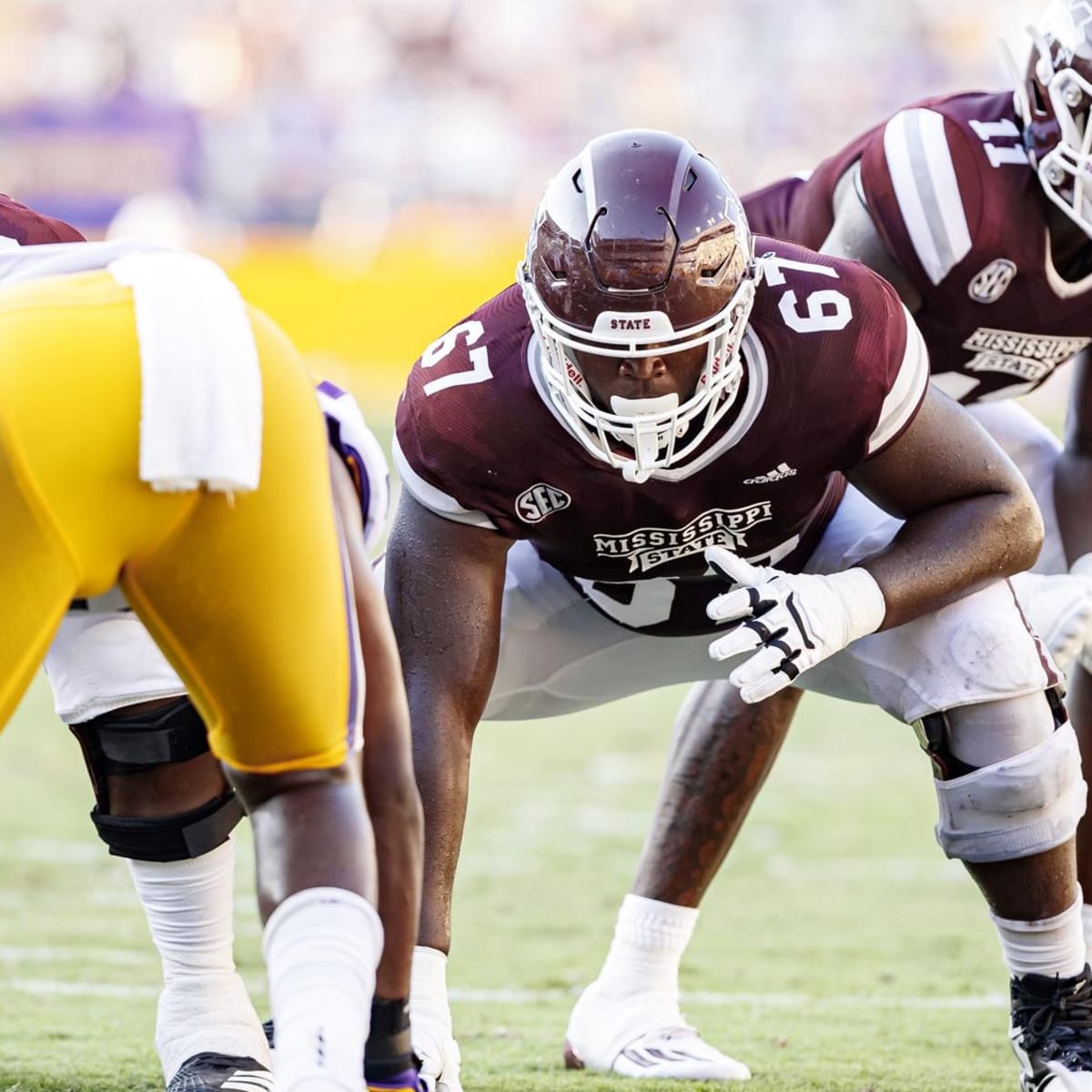 Mississippi State fotball's Charles Cross goes to Seattle with 9th