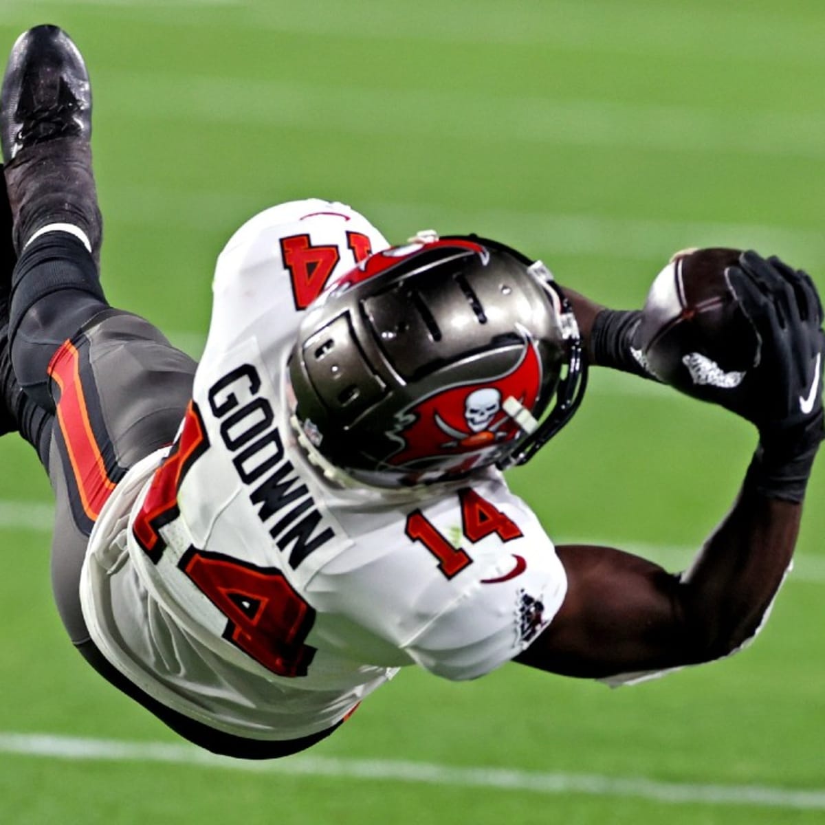 Buccaneers, Chris Godwin agree to three-year contract extension - Bucs  Nation