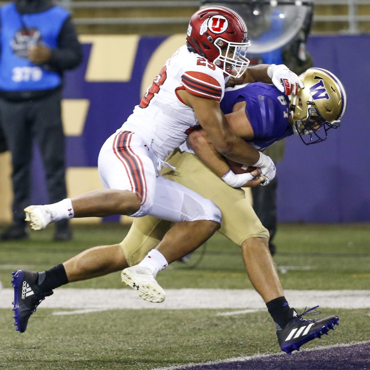 UW tight end Cade Otton taken by Tampa Bay Buccaneers in fourth