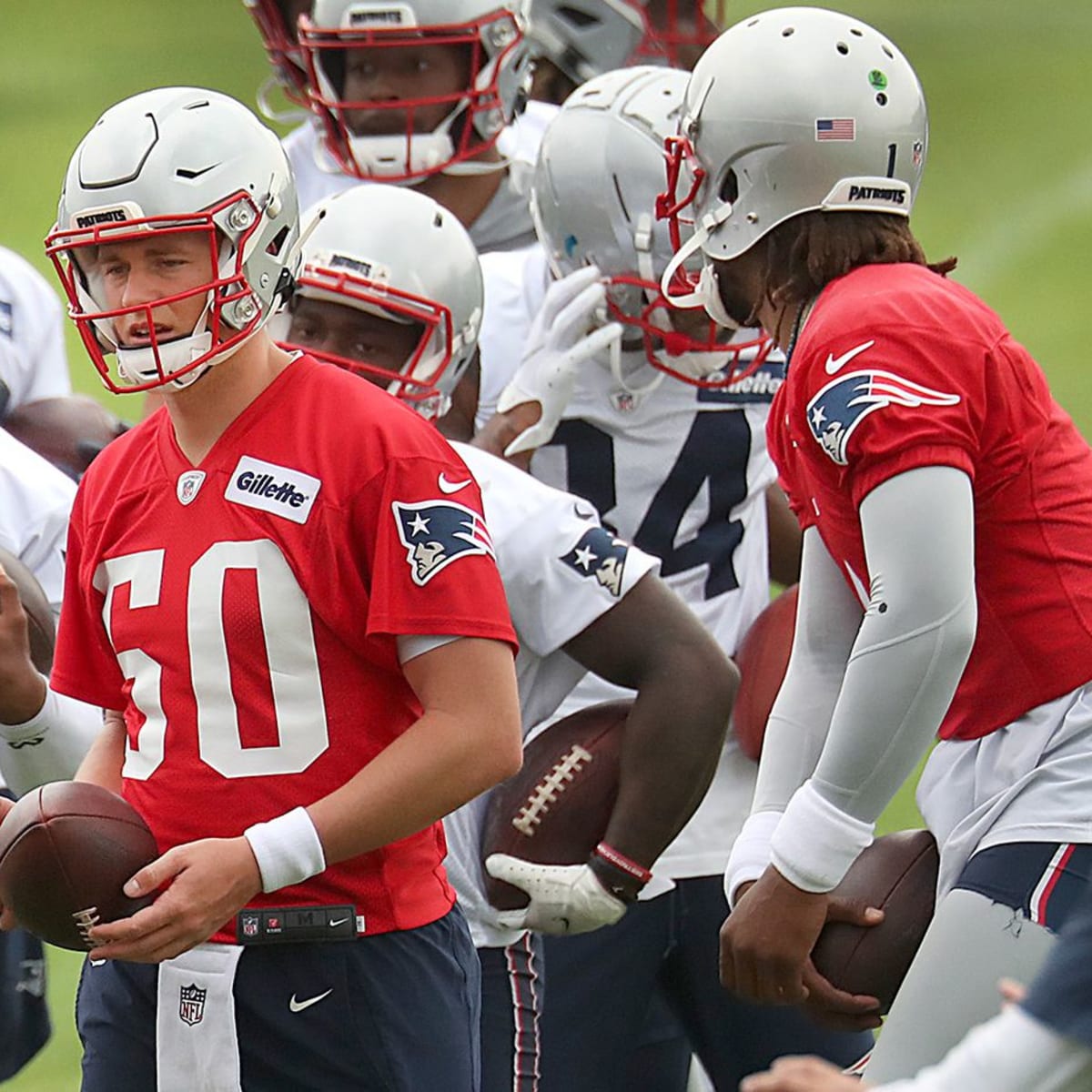 Ja'Whaun Bentley locked in on learning Patriots playbook