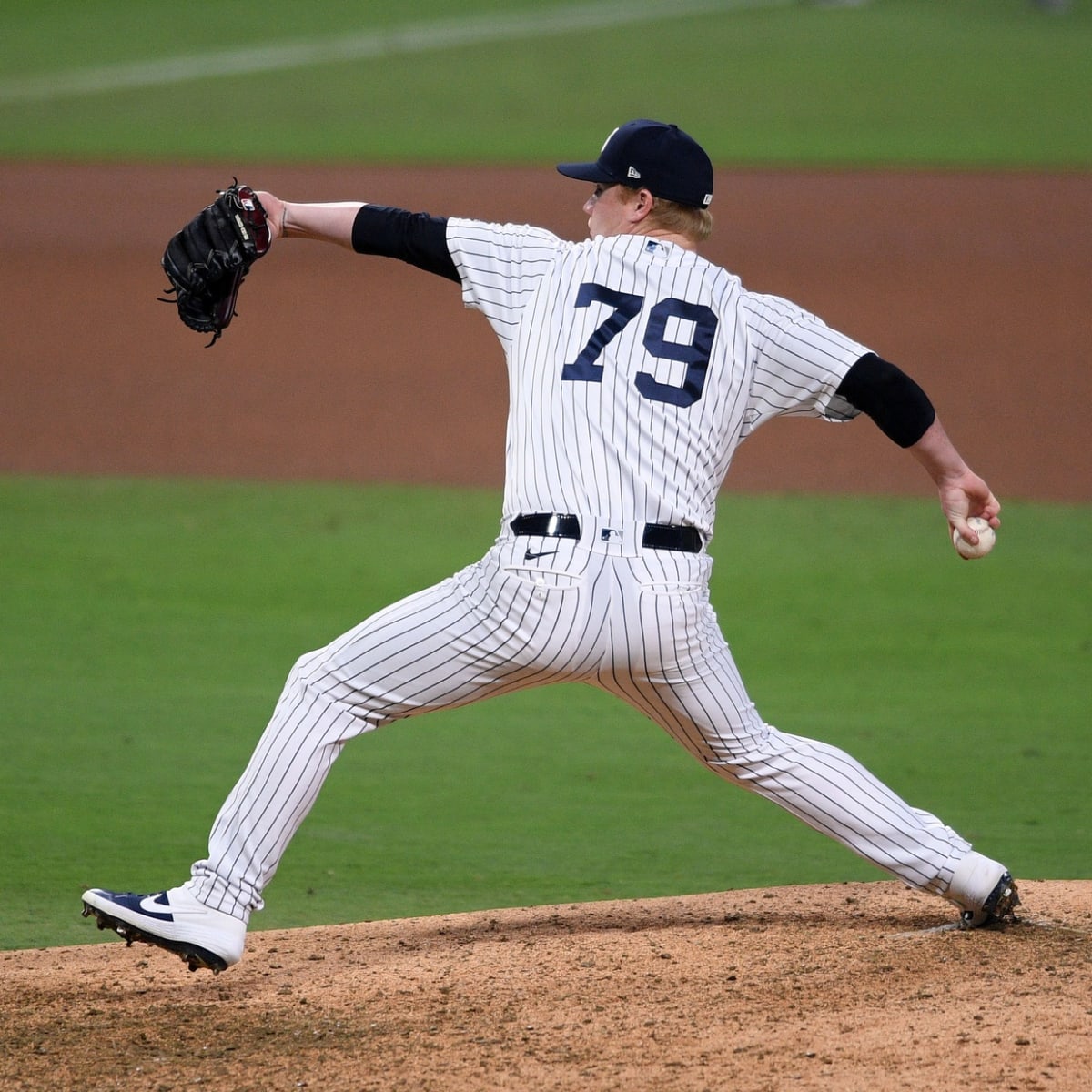 Yankees' Wandy Peralta struggles in spring training outing