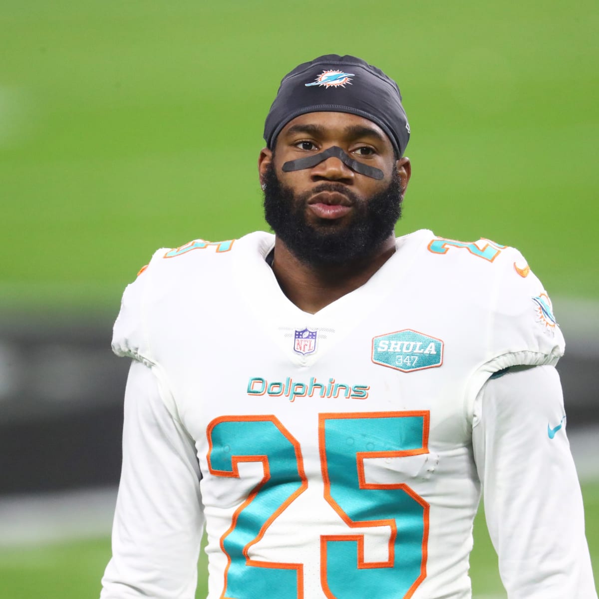 Dolphins CB Xavien Howard: 'I'm not happy, and have requested a trade'