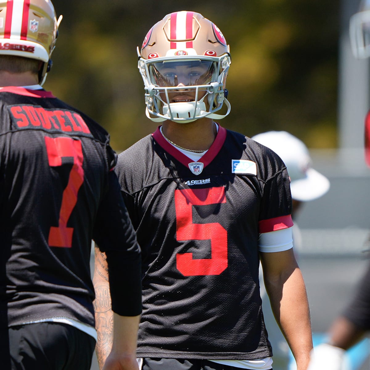 5 reasons why Trey Lance belongs on 49ers' roster, whether he's