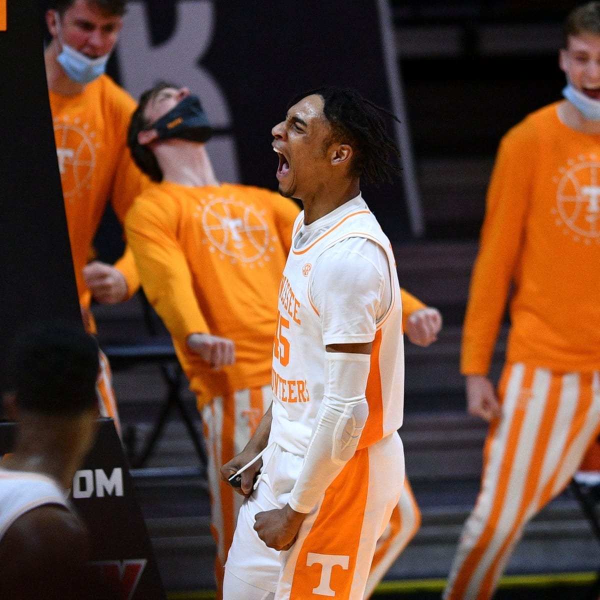 Clippers draft picks: Los Angeles selects Tennessee G Keon Johnson with  21st pick in 2021 NBA Draft - DraftKings Network