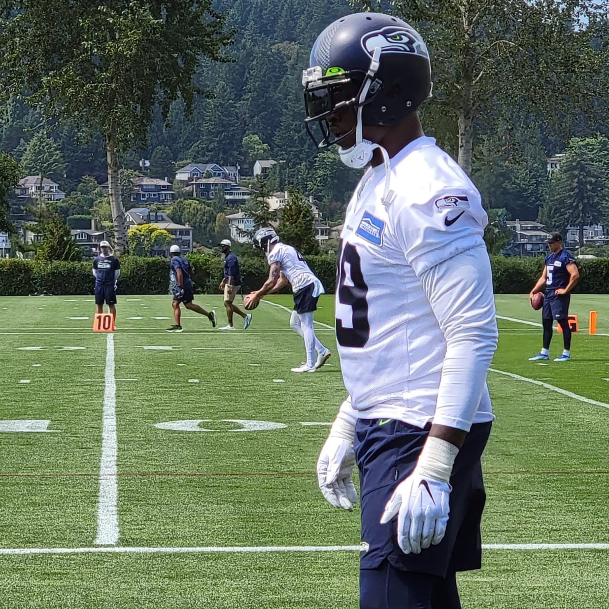 With Legal Situation Looming, Aldon Smith Participates in First Practice  For Seattle Seahawks - Sports Illustrated Seattle Seahawks News, Analysis  and More