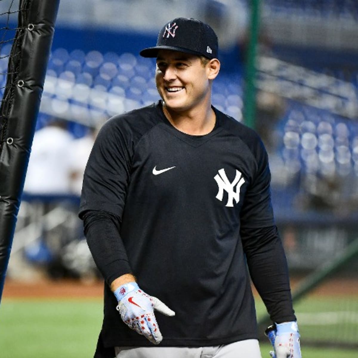 Anthony Rizzo homers in Yankees debut
