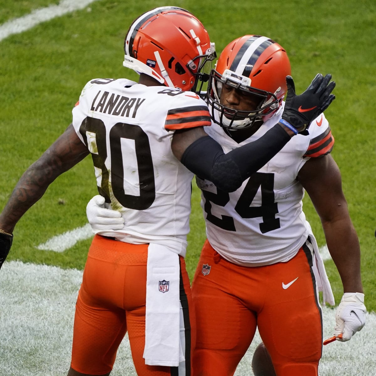 Nick Chubb agrees to three-year, $36.6 million extension with Browns