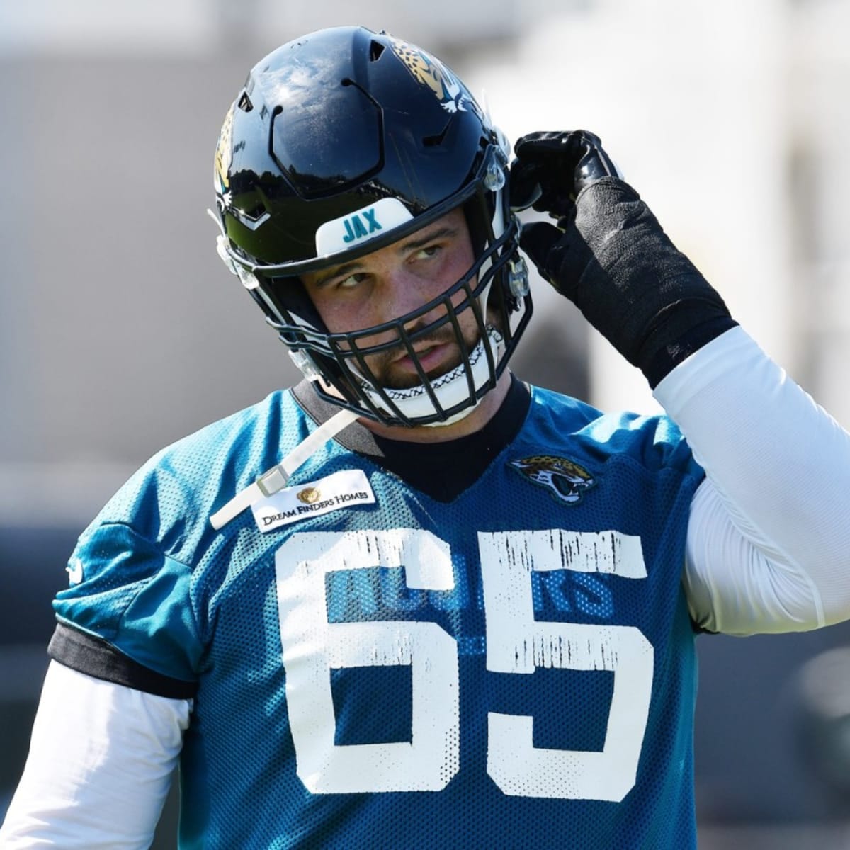 Mevis Gears Up For Jaguars' 2022 NFL Training Camp