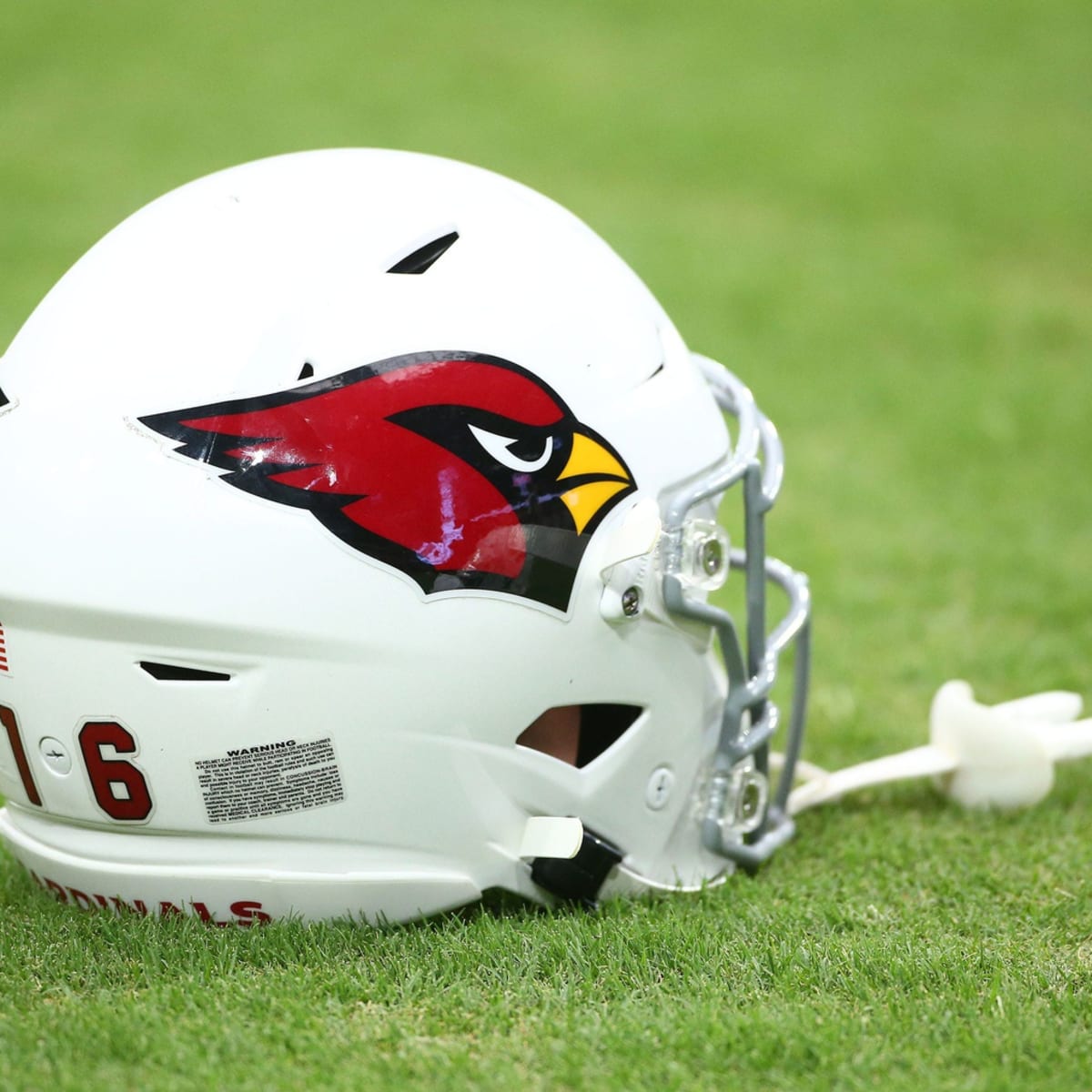 Cardinals unveil new uniforms for first time since 2005