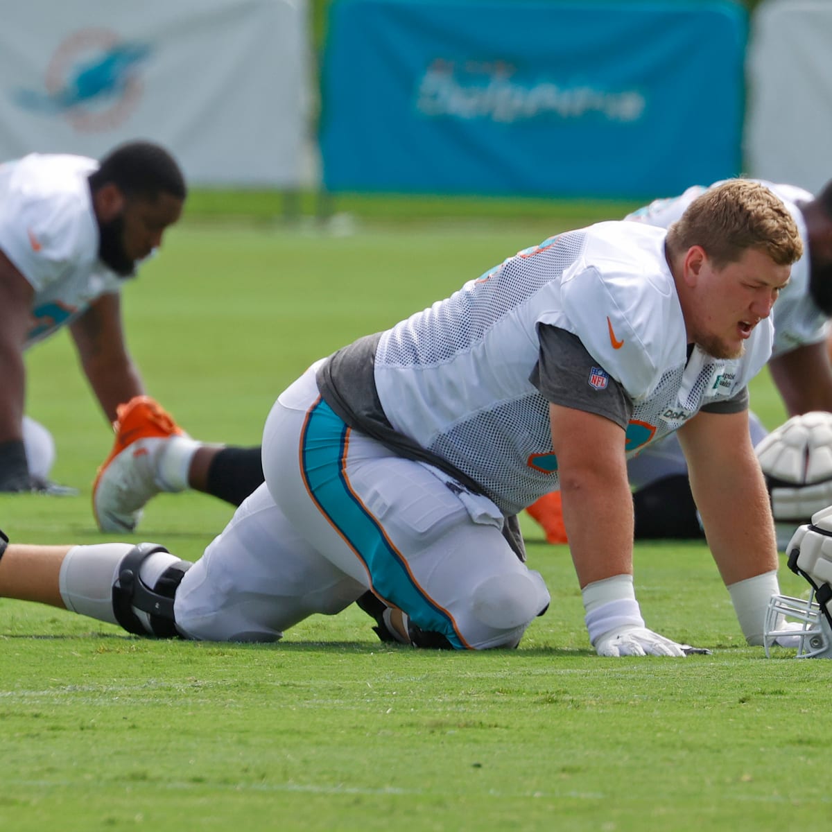 BREAKING NEWS: Michael Deiter Heading to IR - Miami Dolphins