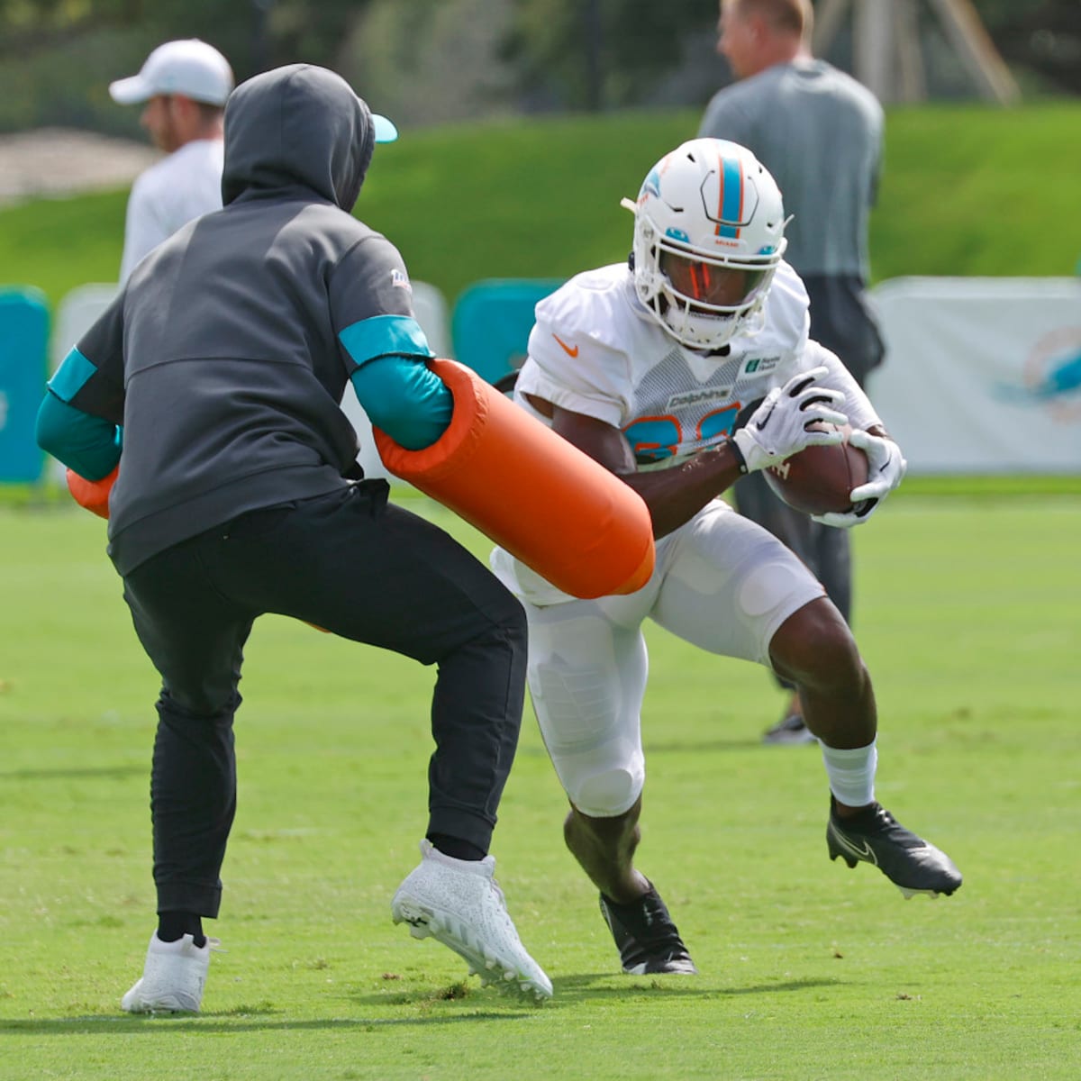 Miami Dolphins cornerback Xavien Howard toe-taps the sideline for