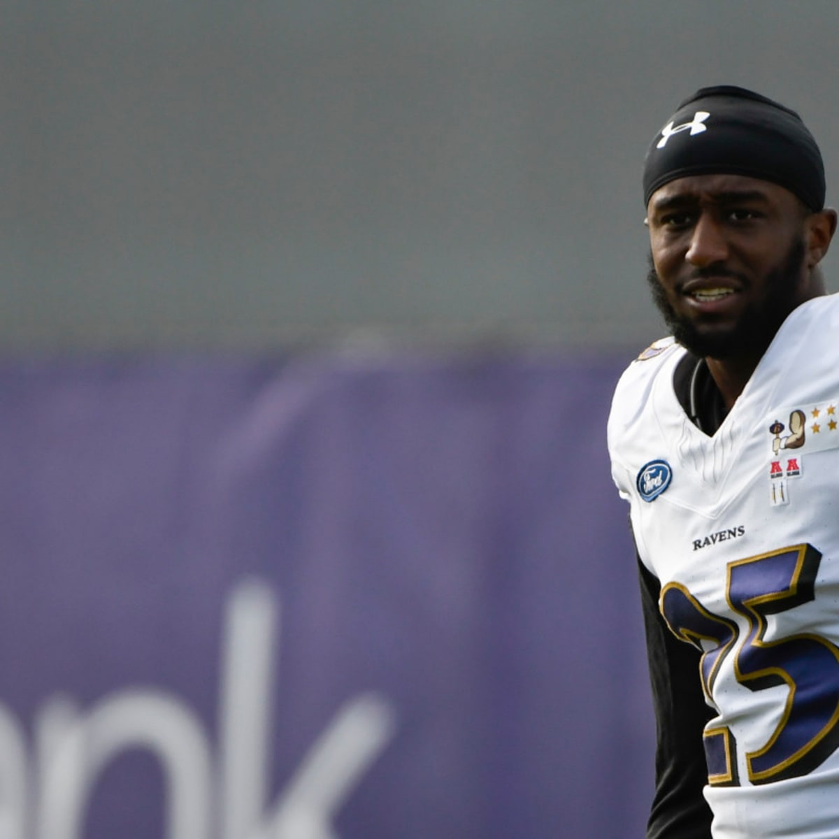 Ravens plan to rotate cornerbacks in the slot as Tavon Young