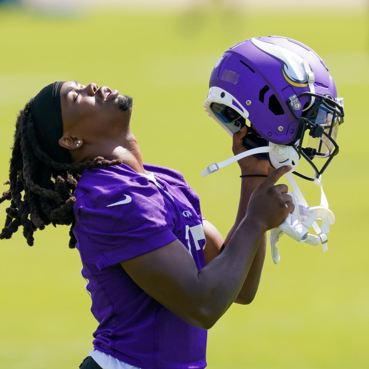 Justin Jefferson injury: Vikings WR returns despite chest injury vs. Colts  - DraftKings Network