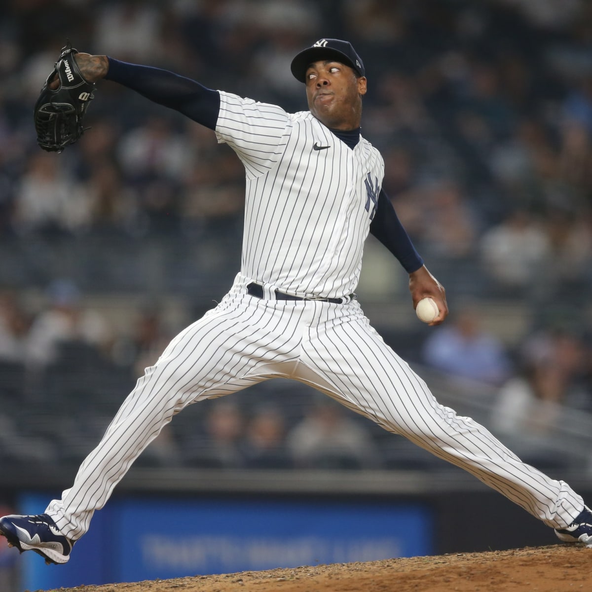 New York Yankees closer Aroldis Chapman has elbow injury - Sports  Illustrated NY Yankees News, Analysis and More