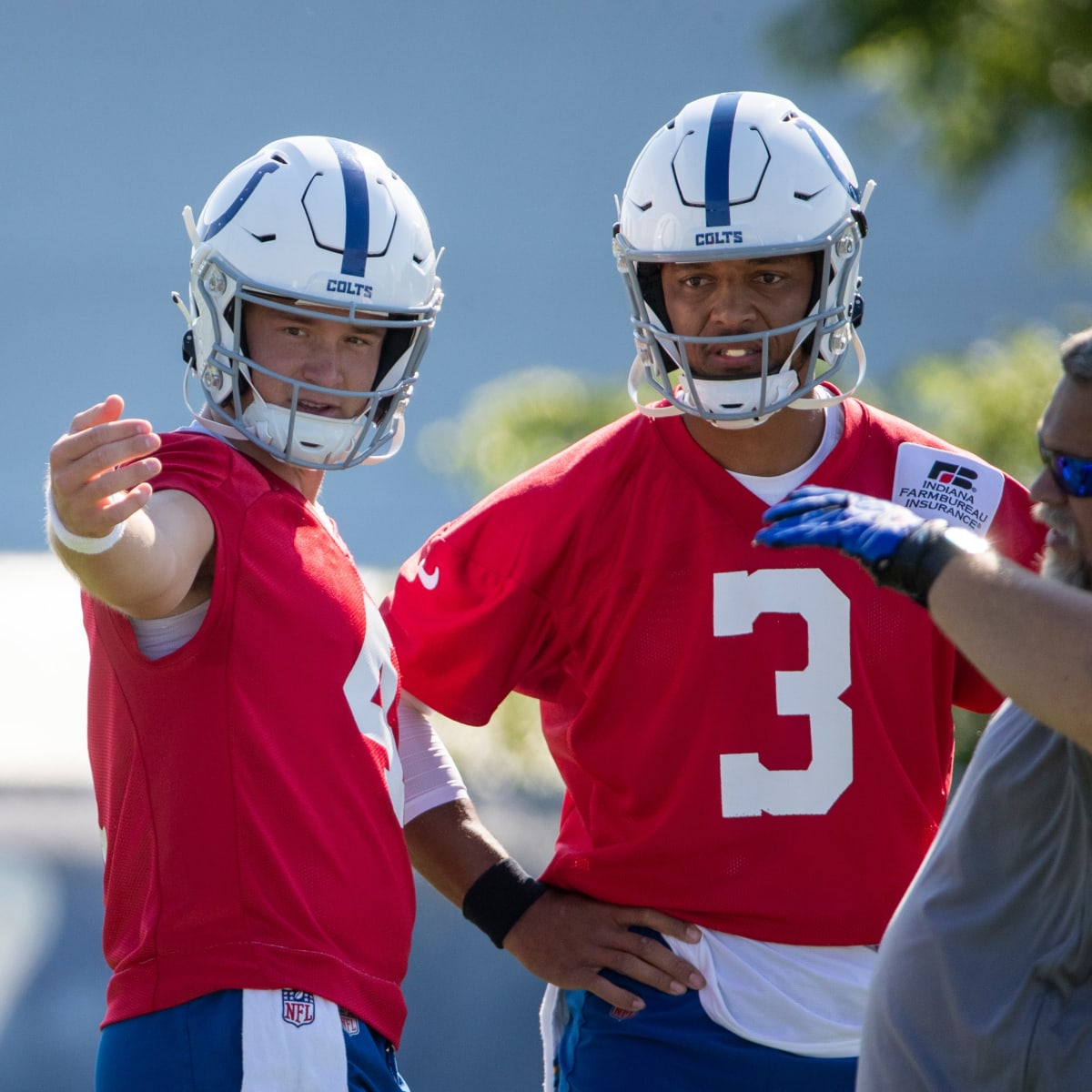 Colts quarterbacks: Eason to start vs. Panthers; Ehlinger at Minnesota