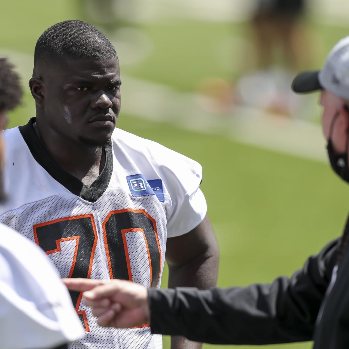 Bengals rookie offensive tackle D'Ante Smith getting his weight up - Cincy  Jungle