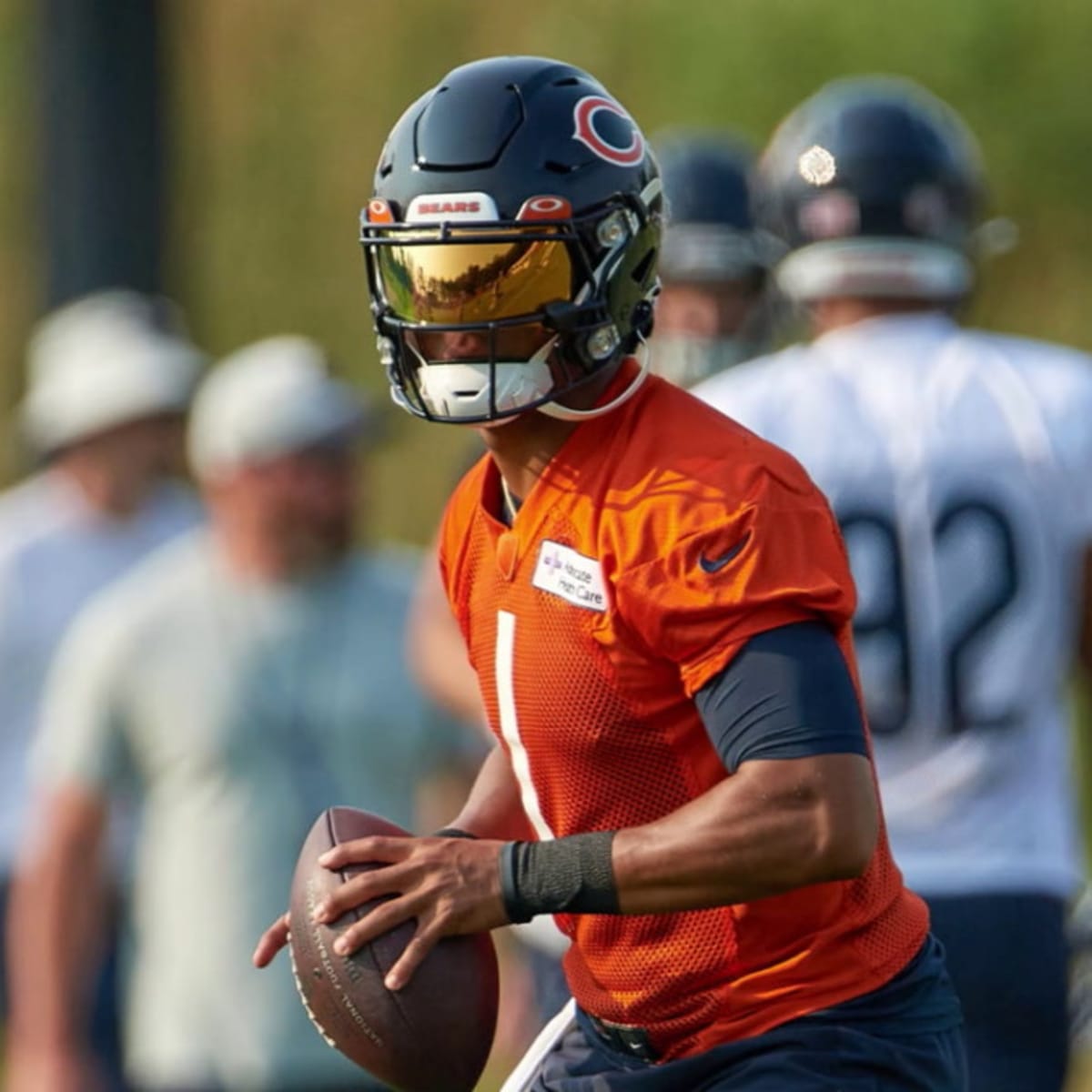 Justin Fields shows Bears fans what Jimmy Graham sees in him: a