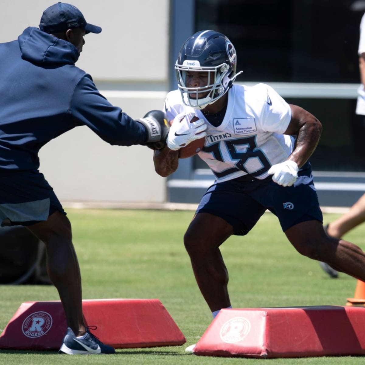 Jeremy McNichols Finally Off and Running - Sports Illustrated Tennessee  Titans News, Analysis and More