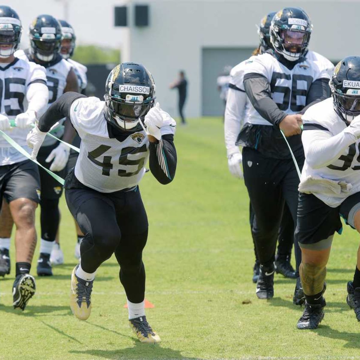 Jacksonville Jaguars linebacker K'Lavon Chaisson (45) applies