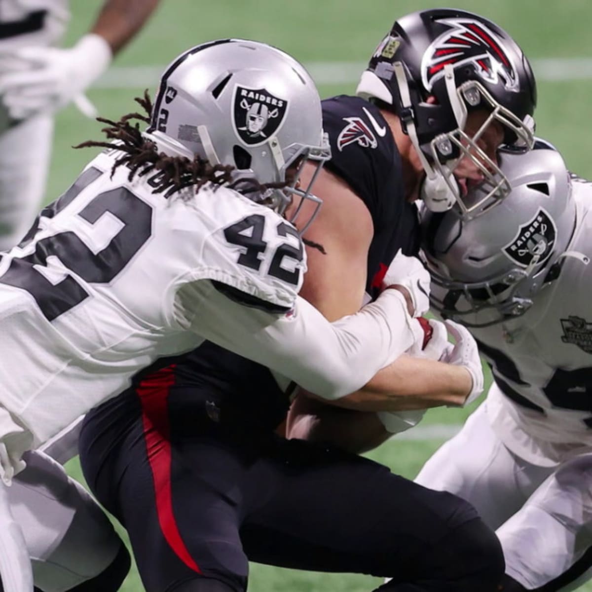 Raiders news: Linebacker Cory Littleton is being released - Silver And  Black Pride