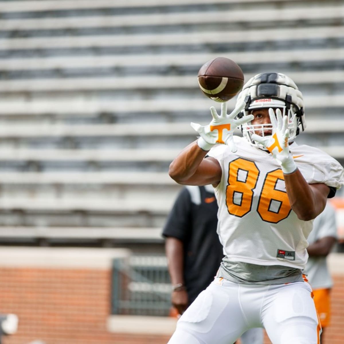 Tight End Catching On At Tennessee - University of Tennessee Athletics