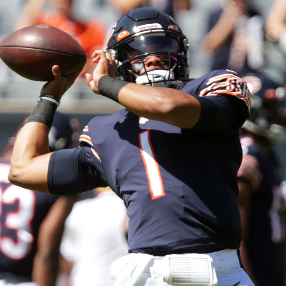 PHOTOS: Former Ohio State QB Justin Fields in first NFL preseason game