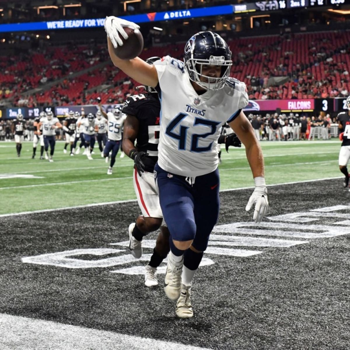 Tennessee Titans tight end Miller Forristall (42) lines up during