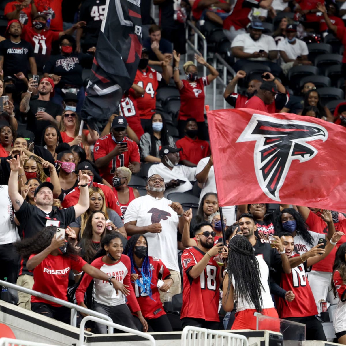 Falcons First NFL Team To Have 100% Of Players Vaccinated