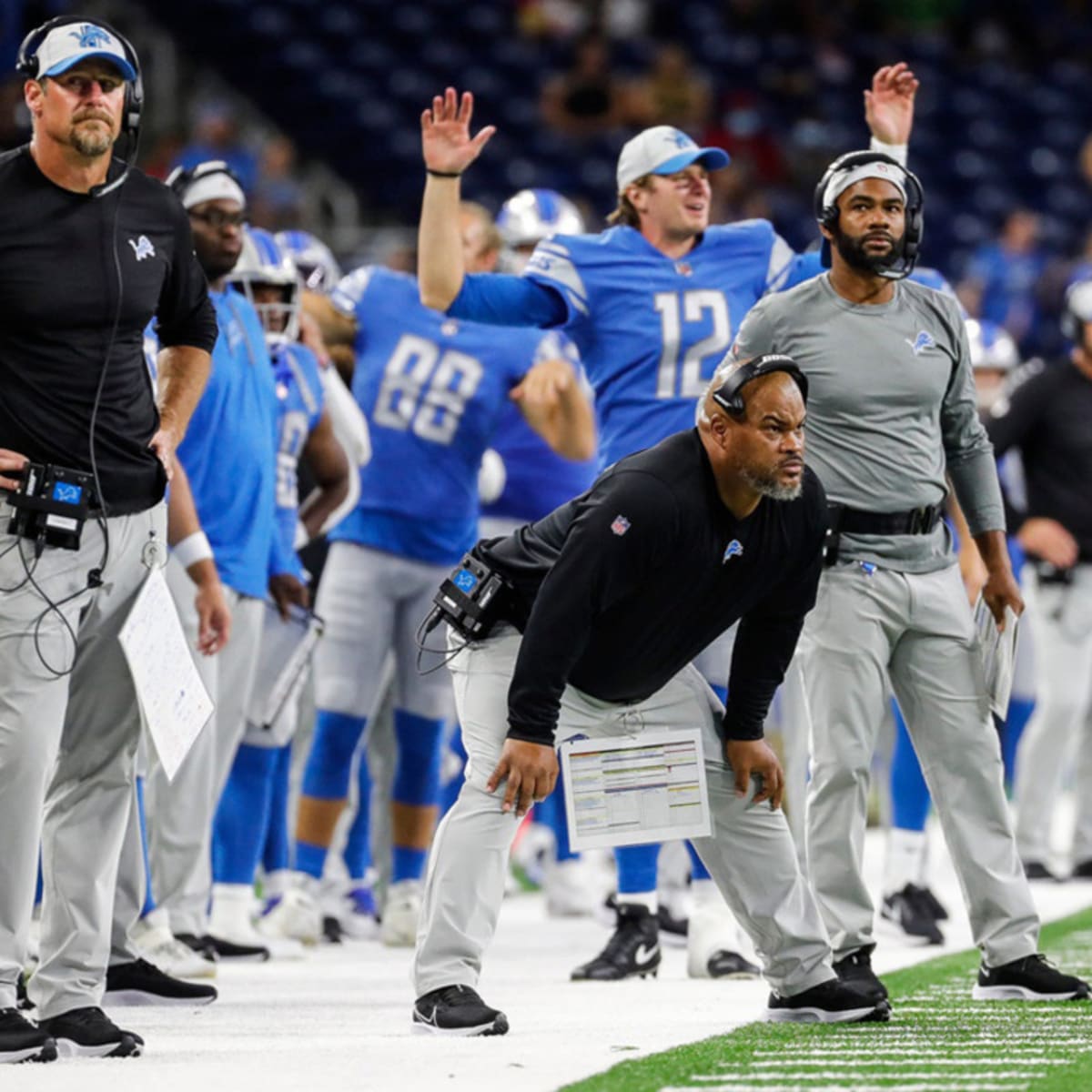 Duce Staley Takes Career in Football to the Sidelines