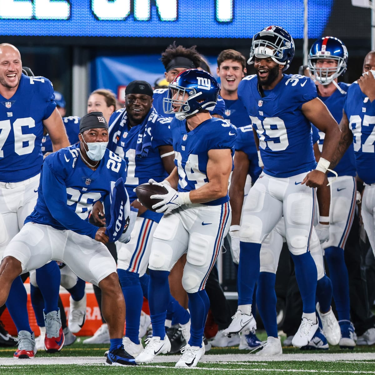 Giants get 'gameday vibes' from practice with Browns