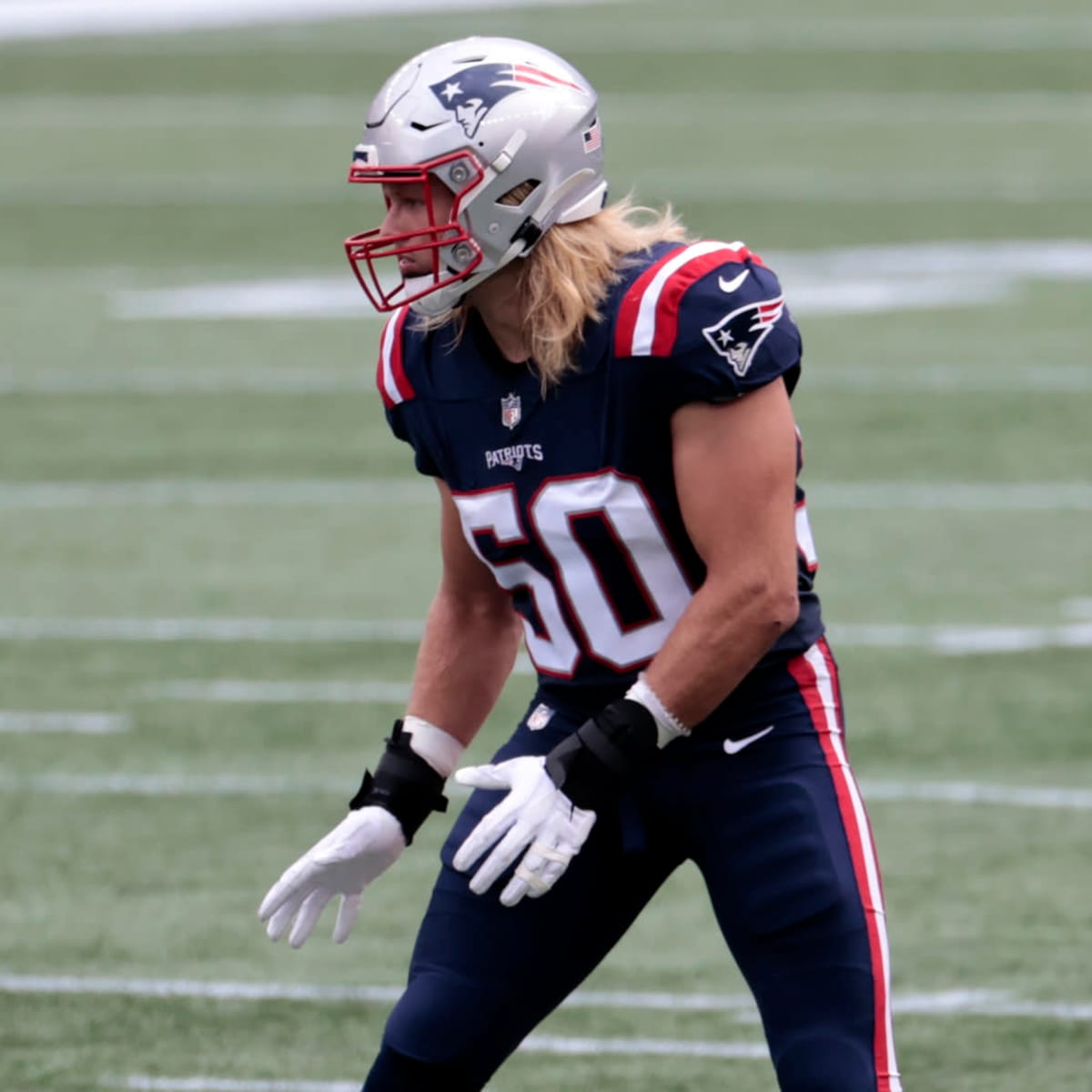 Former Patriots DE Chase Winovich placed on IR by Browns after another  hamstring injury 