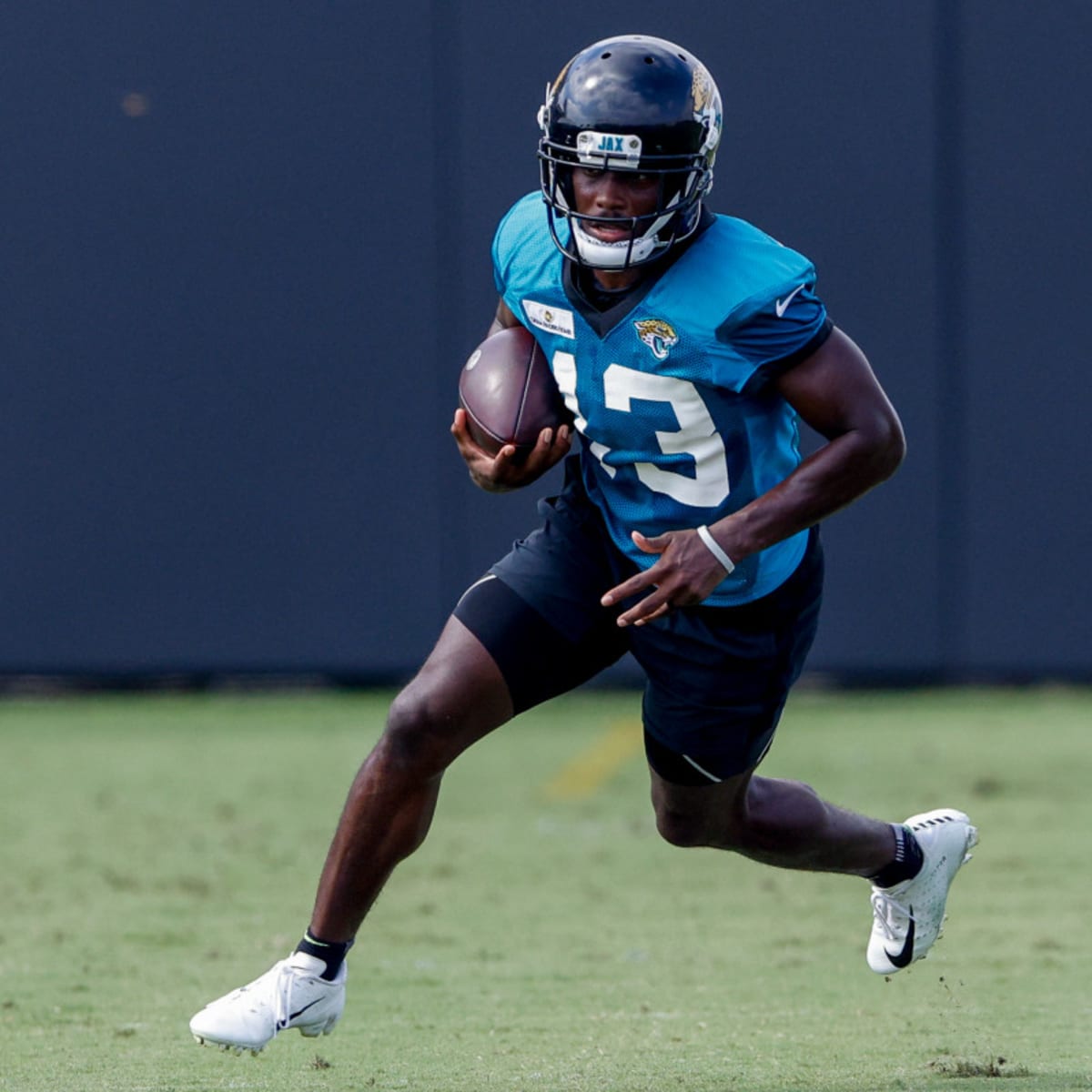 Jacksonville Jaguars Training Camp Notebook, Day 16: Jags Test Out New  Schedule and Dorsett Shines Again - Sports Illustrated Jacksonville Jaguars  News, Analysis and More