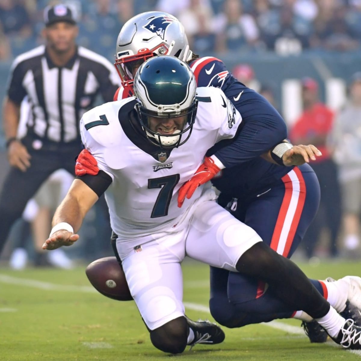 Philadelphia Eagles vs. New England Patriots Notebook: Status Quo, Nakobe  Dean Injured, RB1 Emering? - Sports Illustrated Philadelphia Eagles News,  Analysis and More