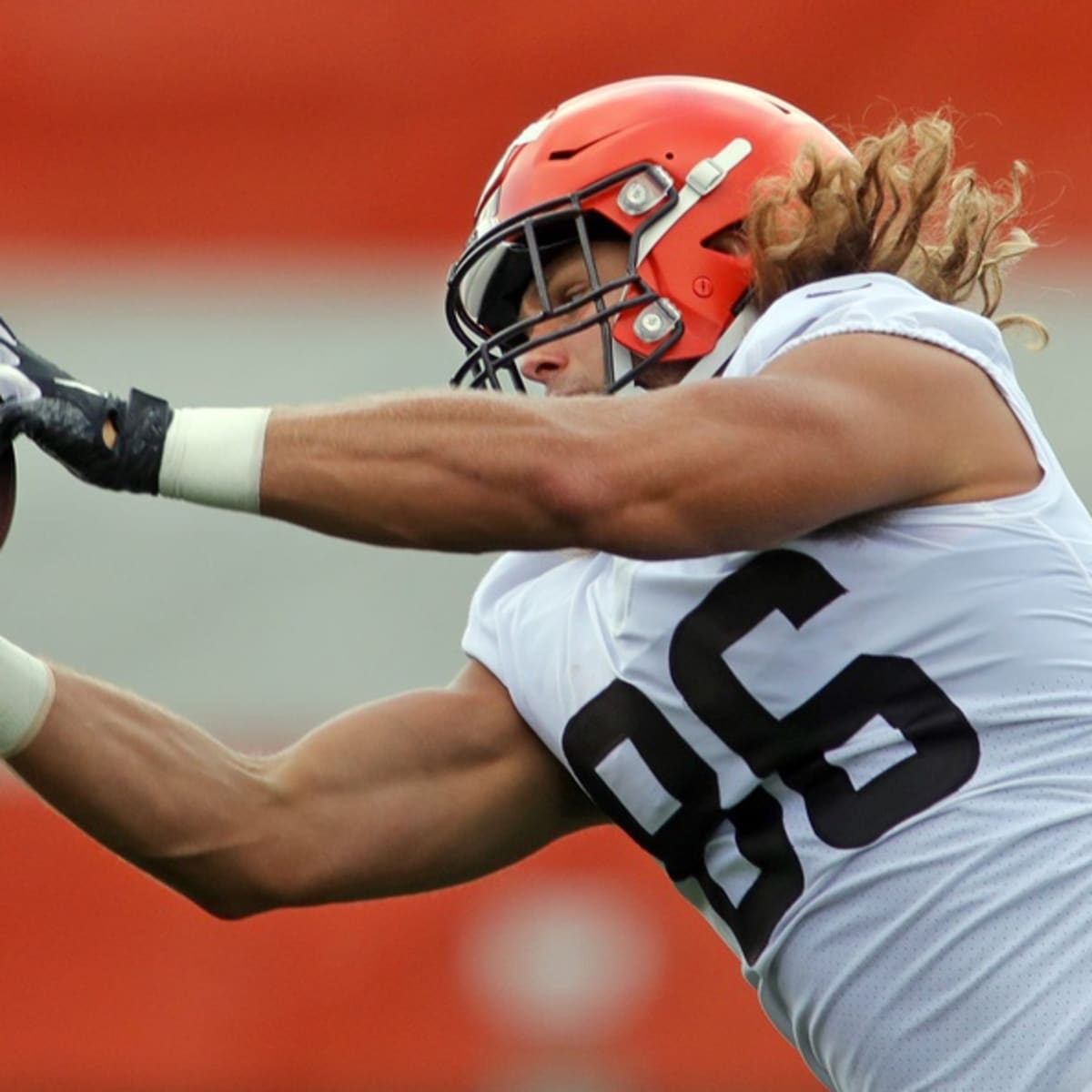 Cleveland Browns place ex-Michigan DE on IR 