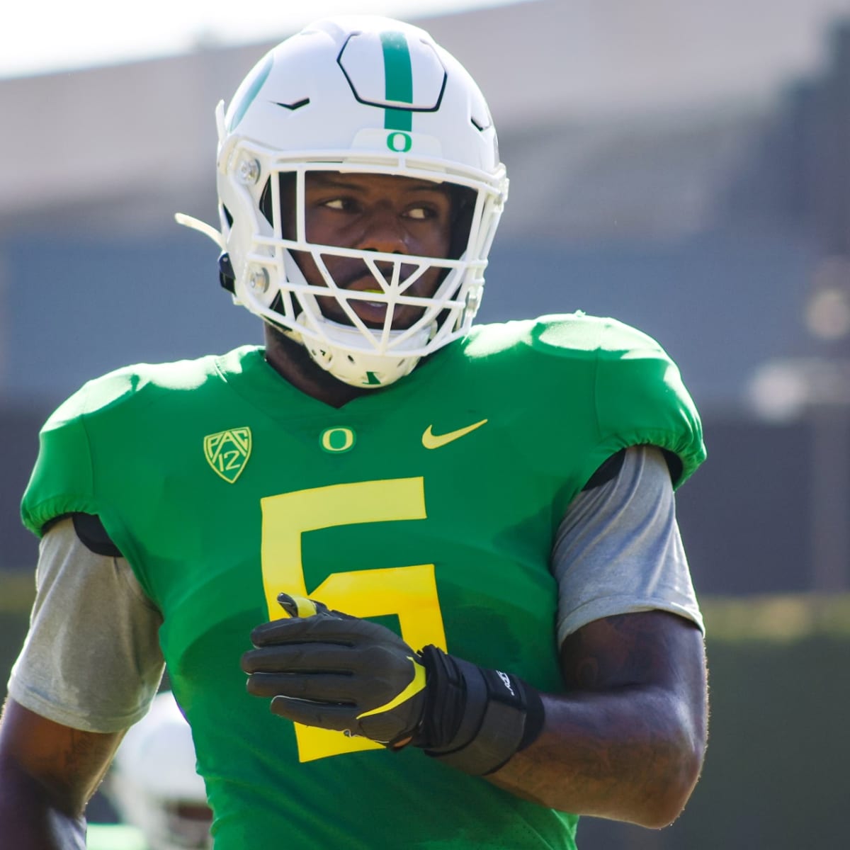 Oregon Ducks Football Defensive End Kayvon Thibodeaux Named Pro Football  Focus' Pac-12 Defensive Player of the Year - Sports Illustrated Oregon  Ducks News, Analysis and More