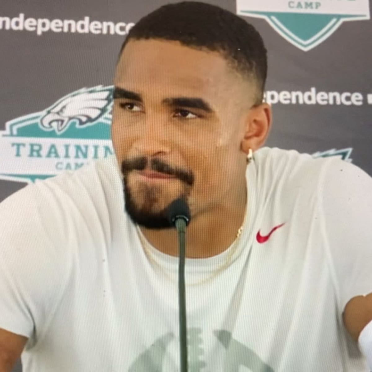 Eagles quarterback Jalen Hurts missed preseason game with stomach