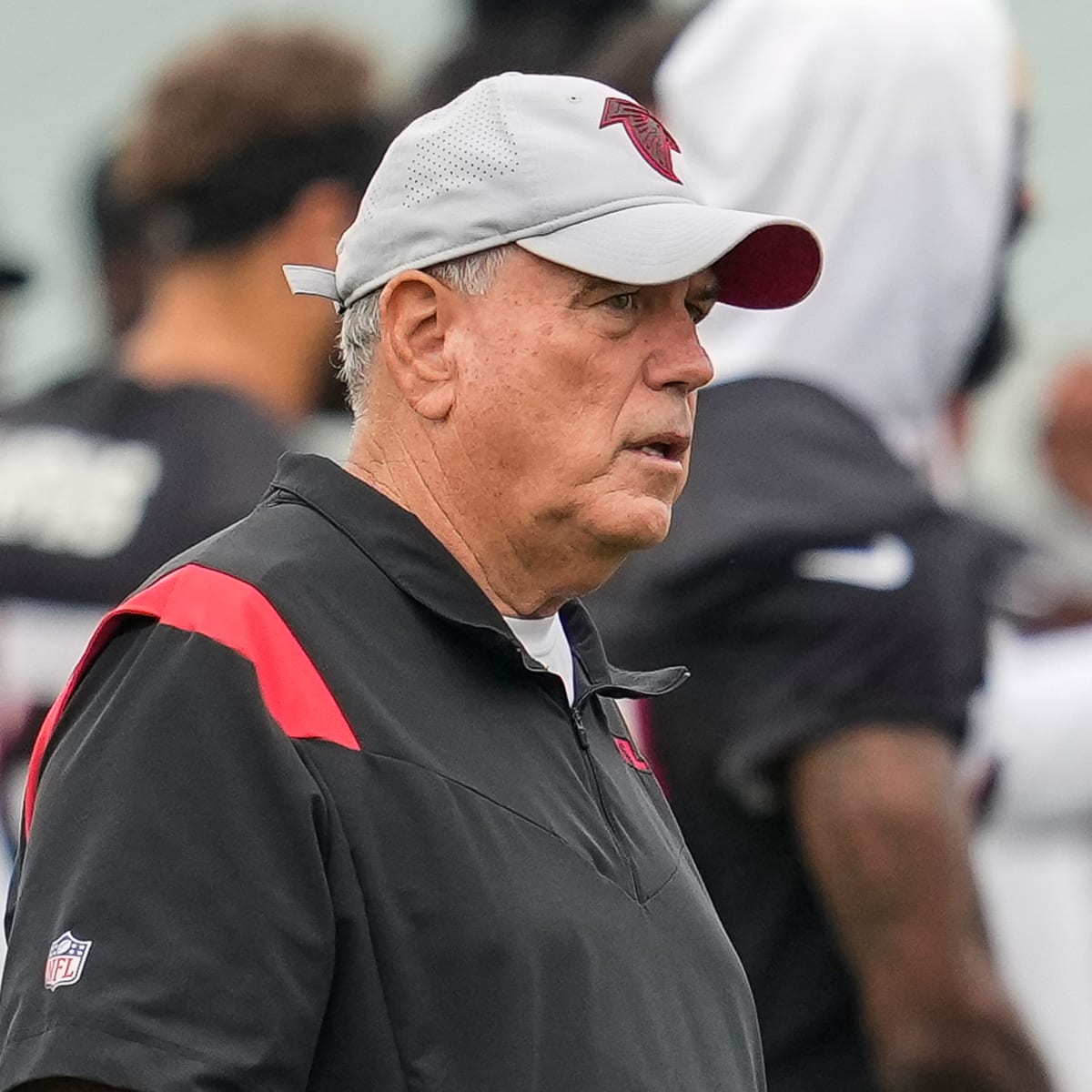 Tremendous' Atlanta Falcons Have Top-10 Defense, Says Coach Dean