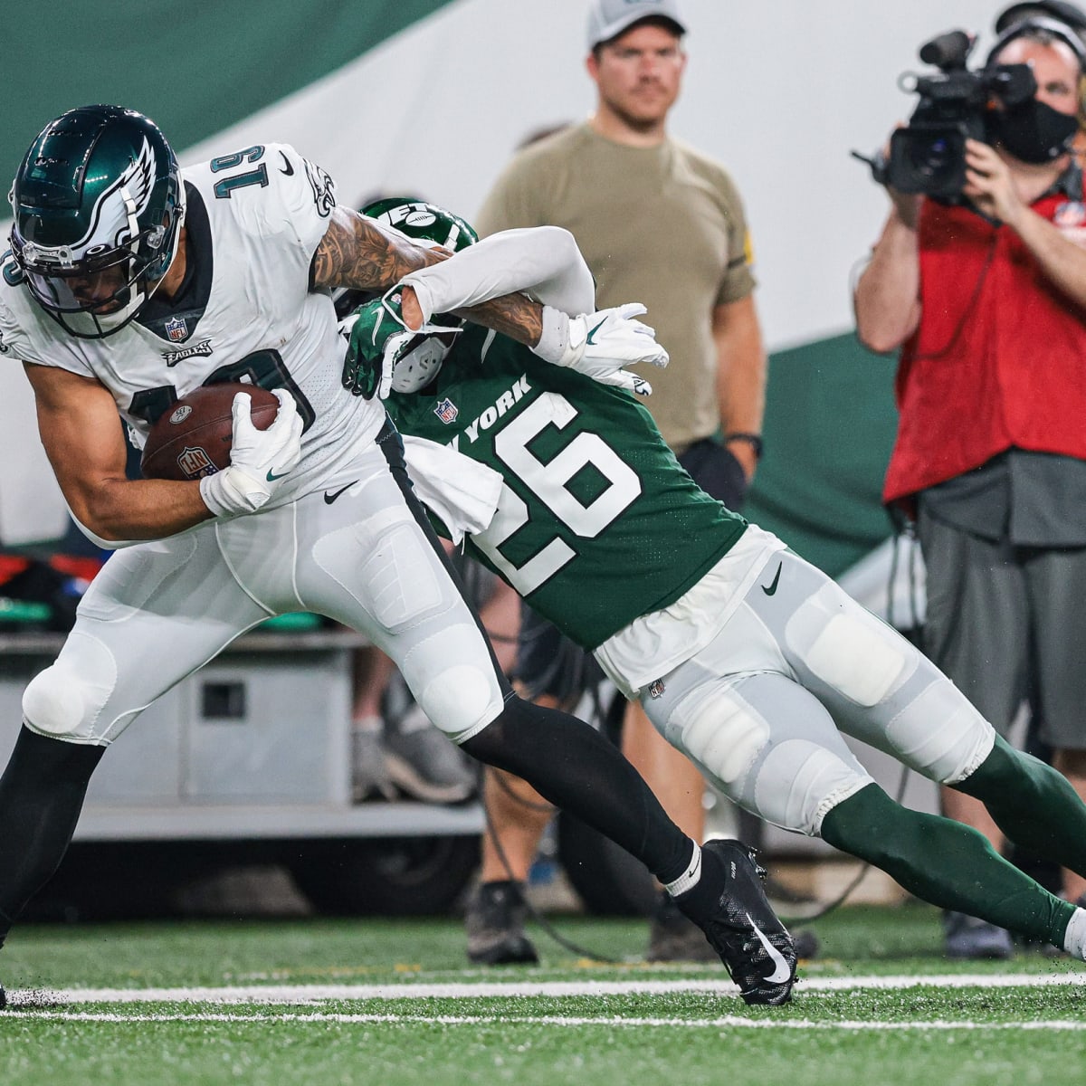 Is J.J. Arcega-Whiteside's time on this Philadelphia Eagles roster over?