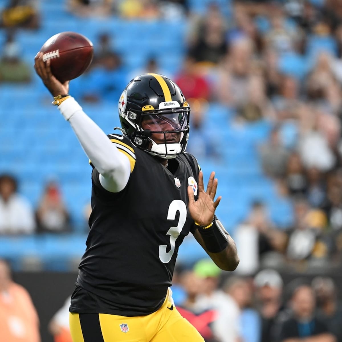 Could Dwayne Haskins Still Win Pittsburgh Steelers Backup QB Job? - Sports  Illustrated Pittsburgh Steelers News, Analysis and More