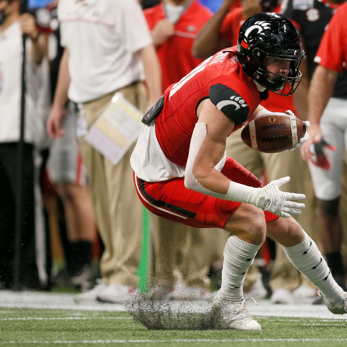 2023 Senior Bowl Scouting Notes: TE Josh Whyle, Cincinnati - NFL