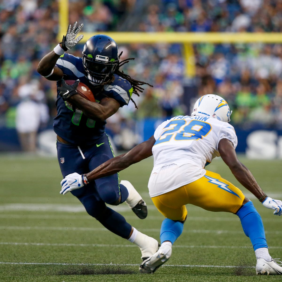 Seahawks unplug Chargers in LA, improve to 4-3