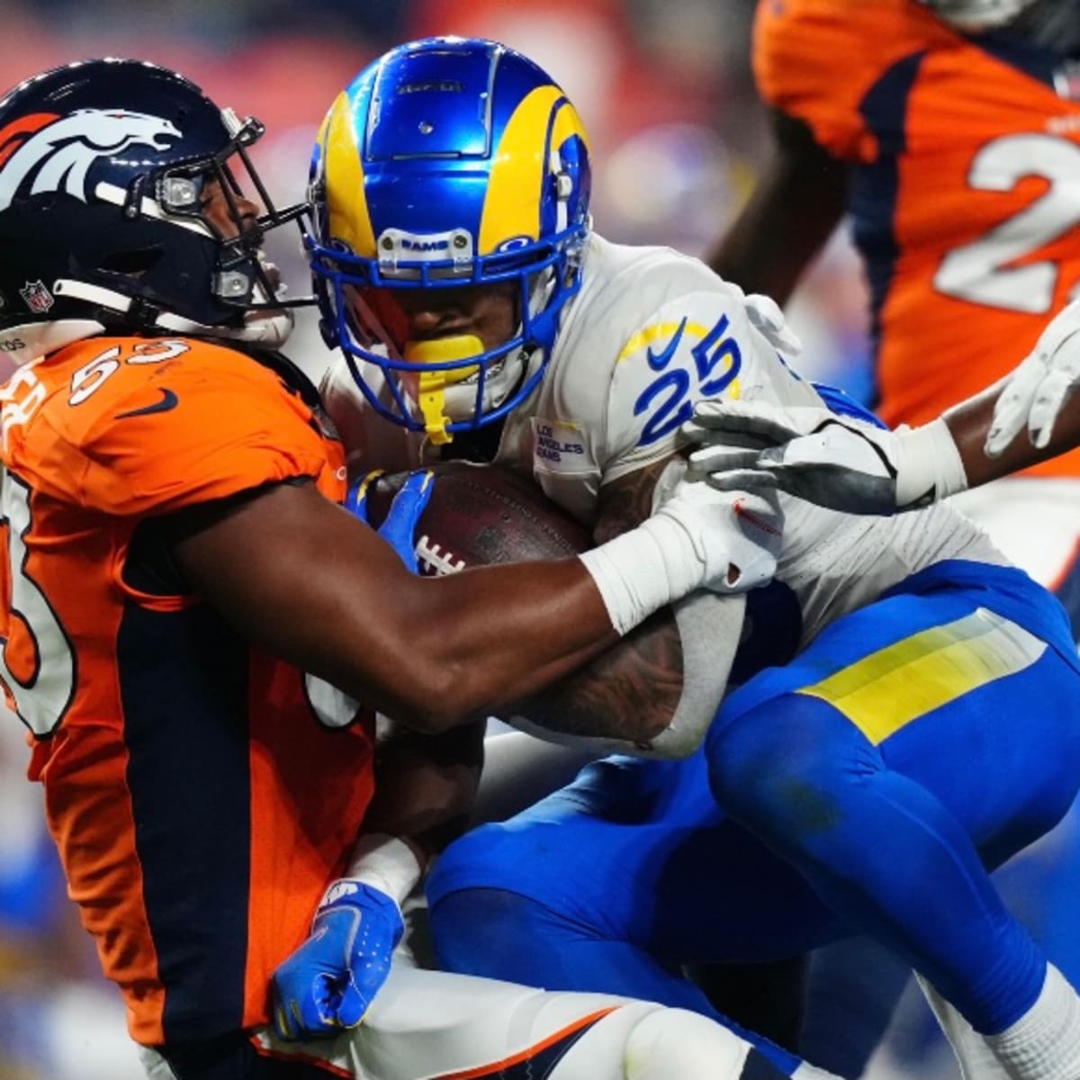 LA Rams: Rookie DL Bobby Brown III suffers minor thumb injury