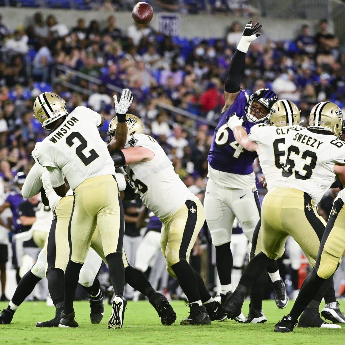 Saints Rework Andrus Peat & Sign Punter Gilliken 